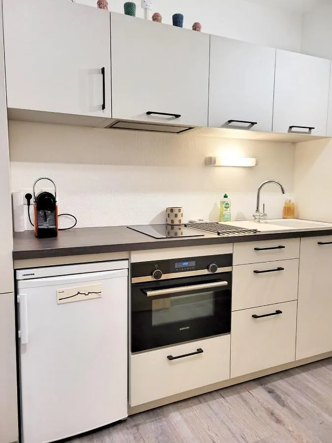 21M With Wifi In The Center And Near The Beach 방돌 아파트