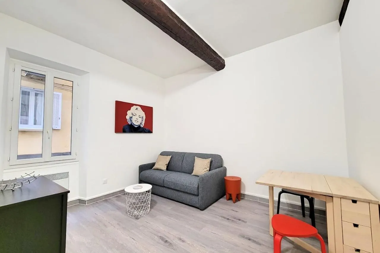 21M With Wifi In The Center And Near The Beach 방돌